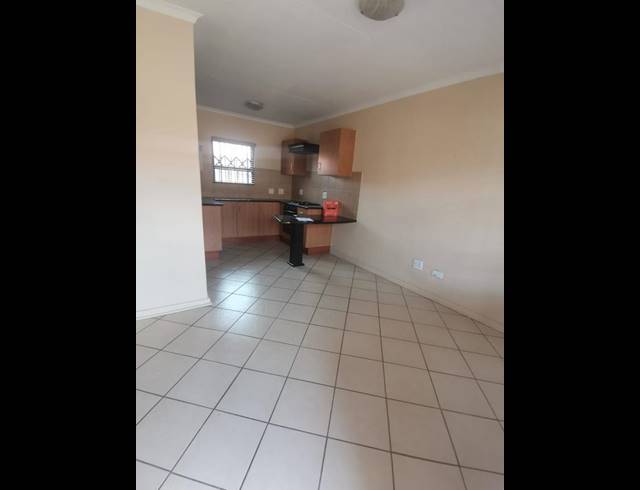 1 BEDROOM PROPERTY TO RENT IN BULT WEST